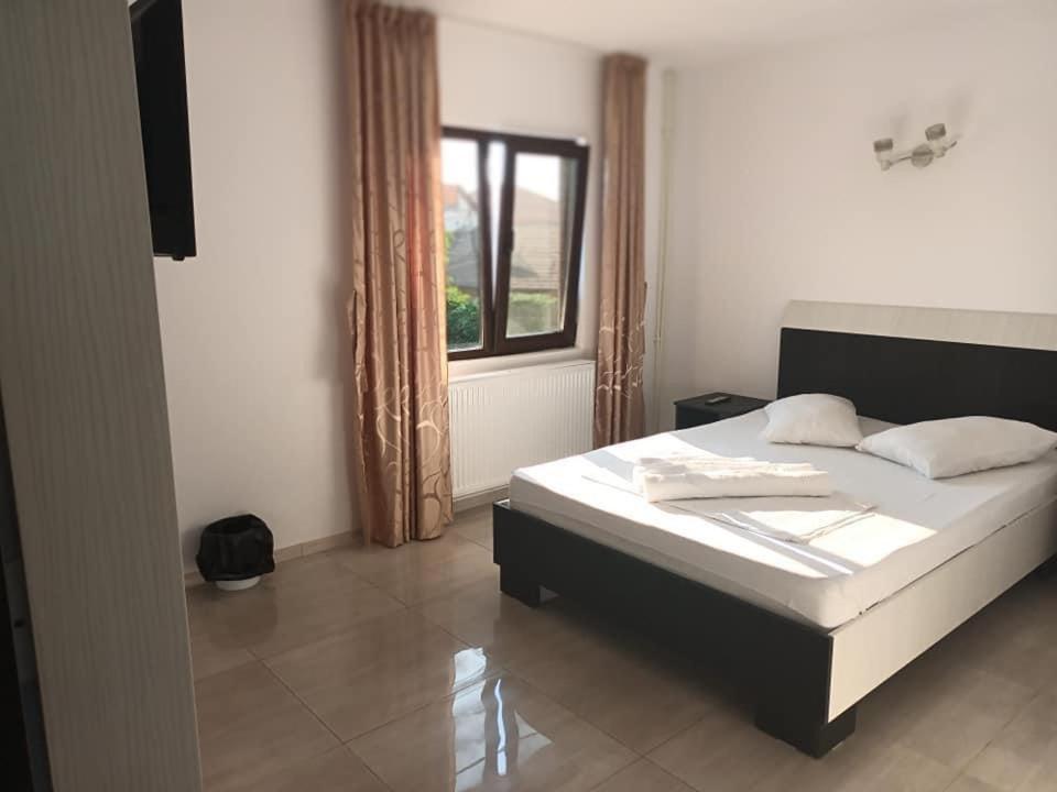 Vila Maranca Otel Două Mai Dış mekan fotoğraf